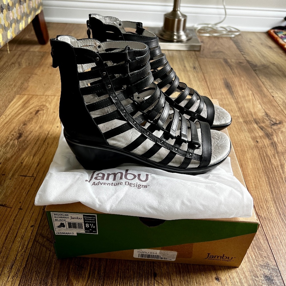 Jambu Brookline Leather Gladiator Sandals - LIKE NEW
